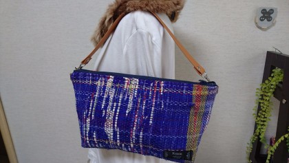 売り切れました❗素敵なさをり織りと帯のコラボバッグ